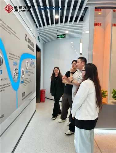 Welcome Australian Clients To Visit Our Company For Discussions