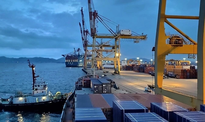 Port Terminal Port Terminal